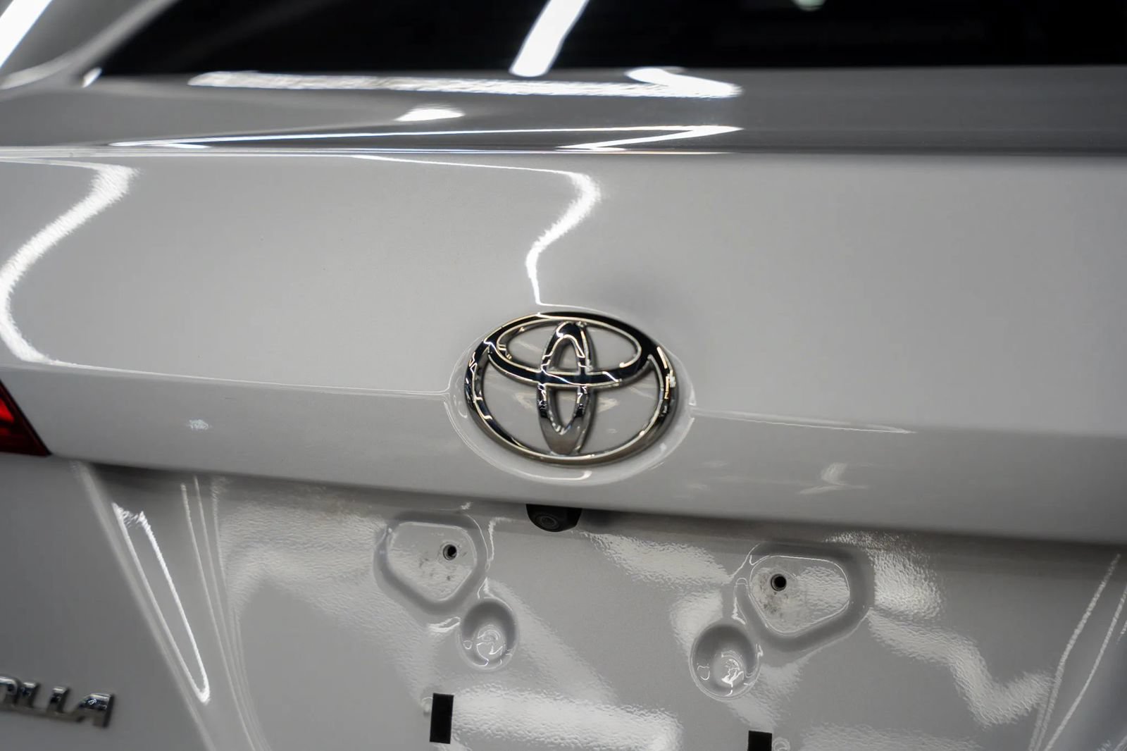 Used 2019 Toyota Corolla LE FWD image 19