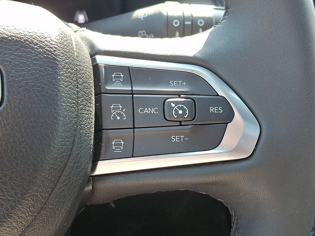 Used 2023 Jeep Compass High Altitude AWD/4WD image 23