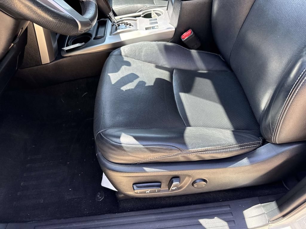 Used 2017 Toyota 4Runner Limited AWD/4WD image 29