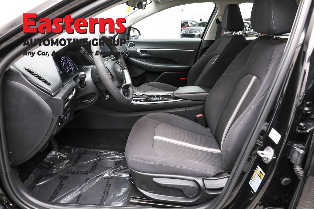 Used 2023 Hyundai Sonata SE image 14
