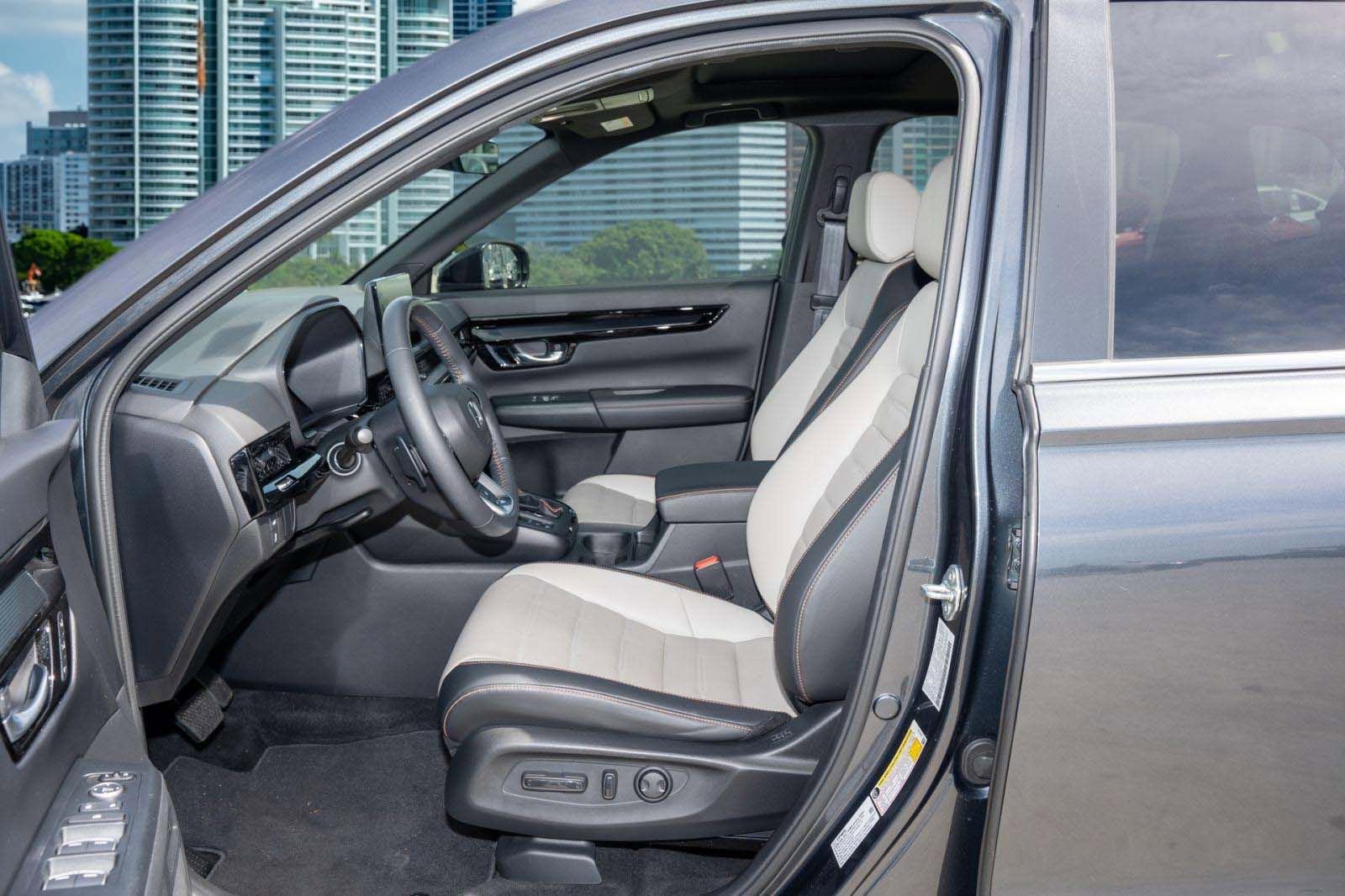 Certified 2024 Honda CR-V Sport Touring image 18