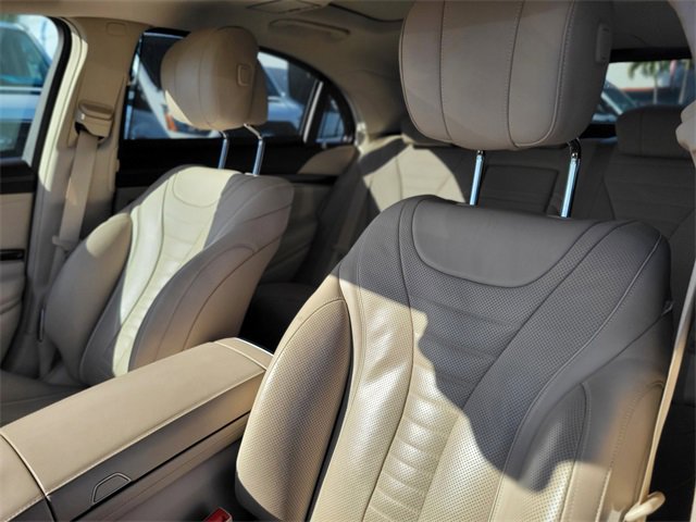 Used 2020 Mercedes-Benz S 560 Sedan image 18