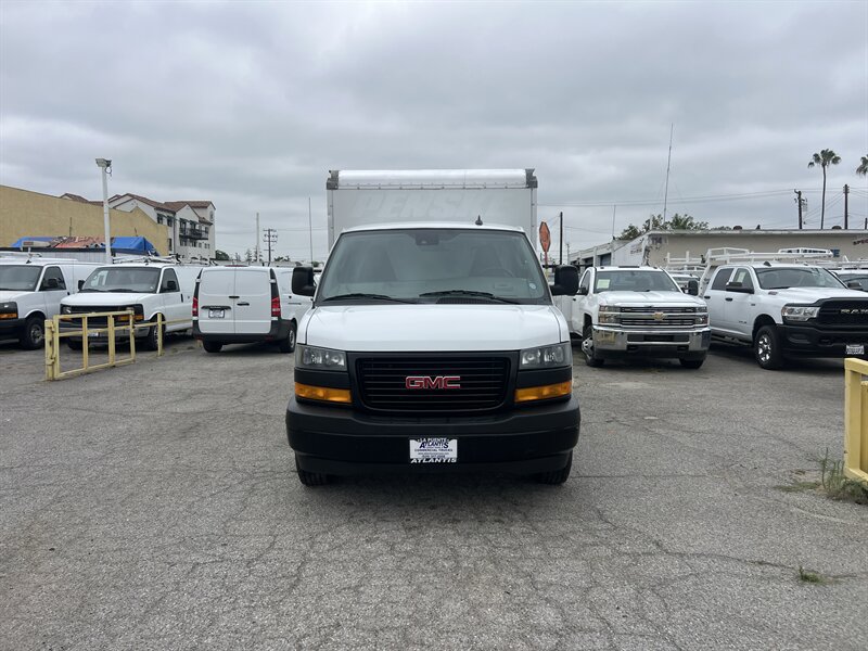 Used 2021 GMC Savana 3500 w/ Power Convenience Package RWD image 5