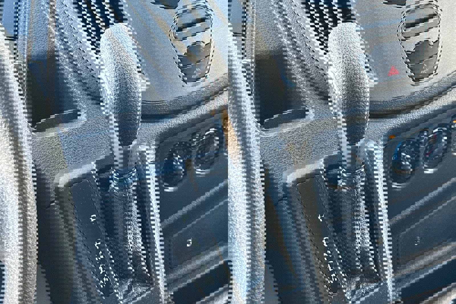 Used 2019 Ford Transit 150 XL image 22