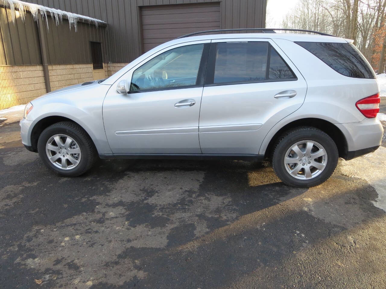 Used 2007 Mercedes-Benz ML 350 4MATIC image 3