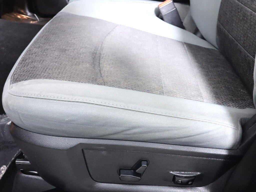 Used 2015 RAM 1500 Big Horn image 25