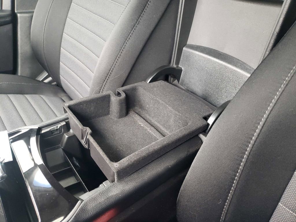 Used 2019 Ford Edge SE image 19