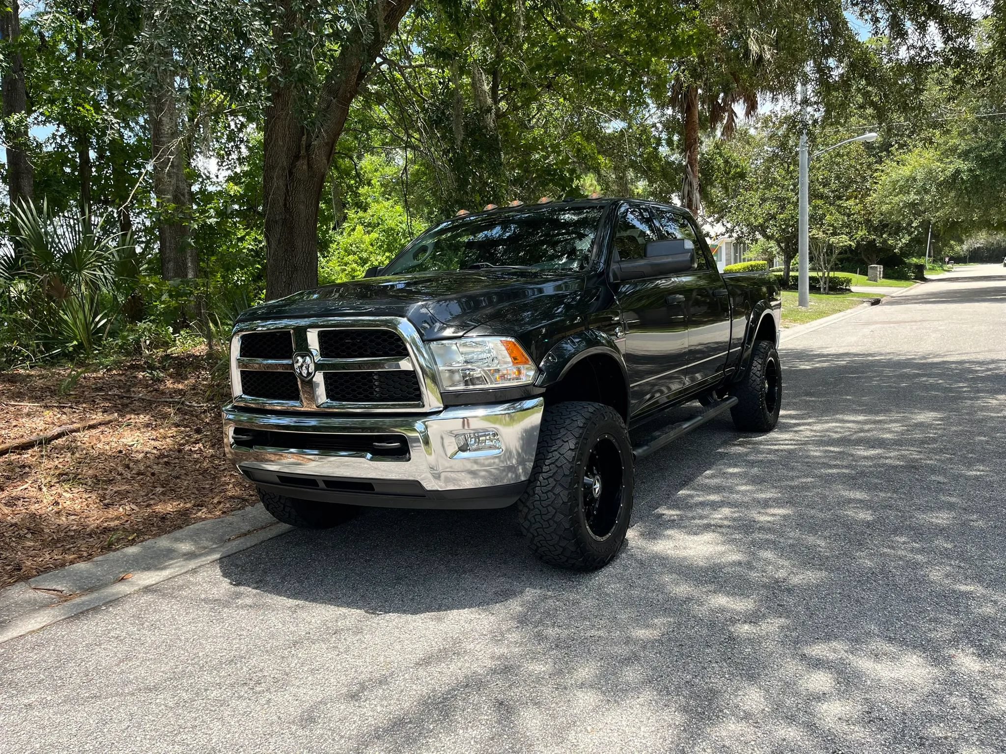 Used 2018 RAM 2500 Tradesman w/ Chrome Appearance Group AWD/4WD image 8