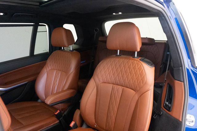 Used 2024 BMW X7 M60i w/ M Sport Professional Package AWD/4WD image 9