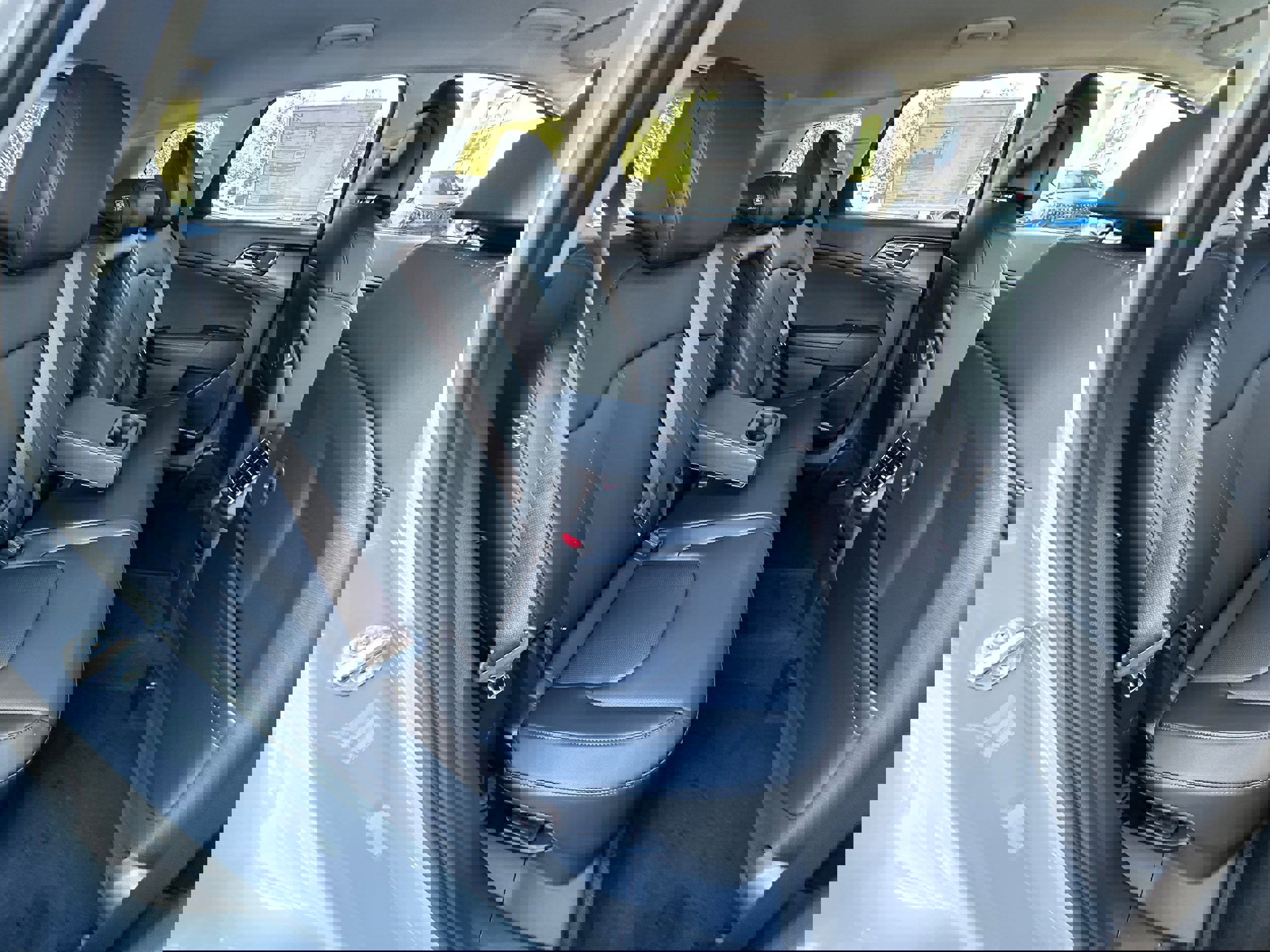 New 2026 Kia Sportage EX image 15