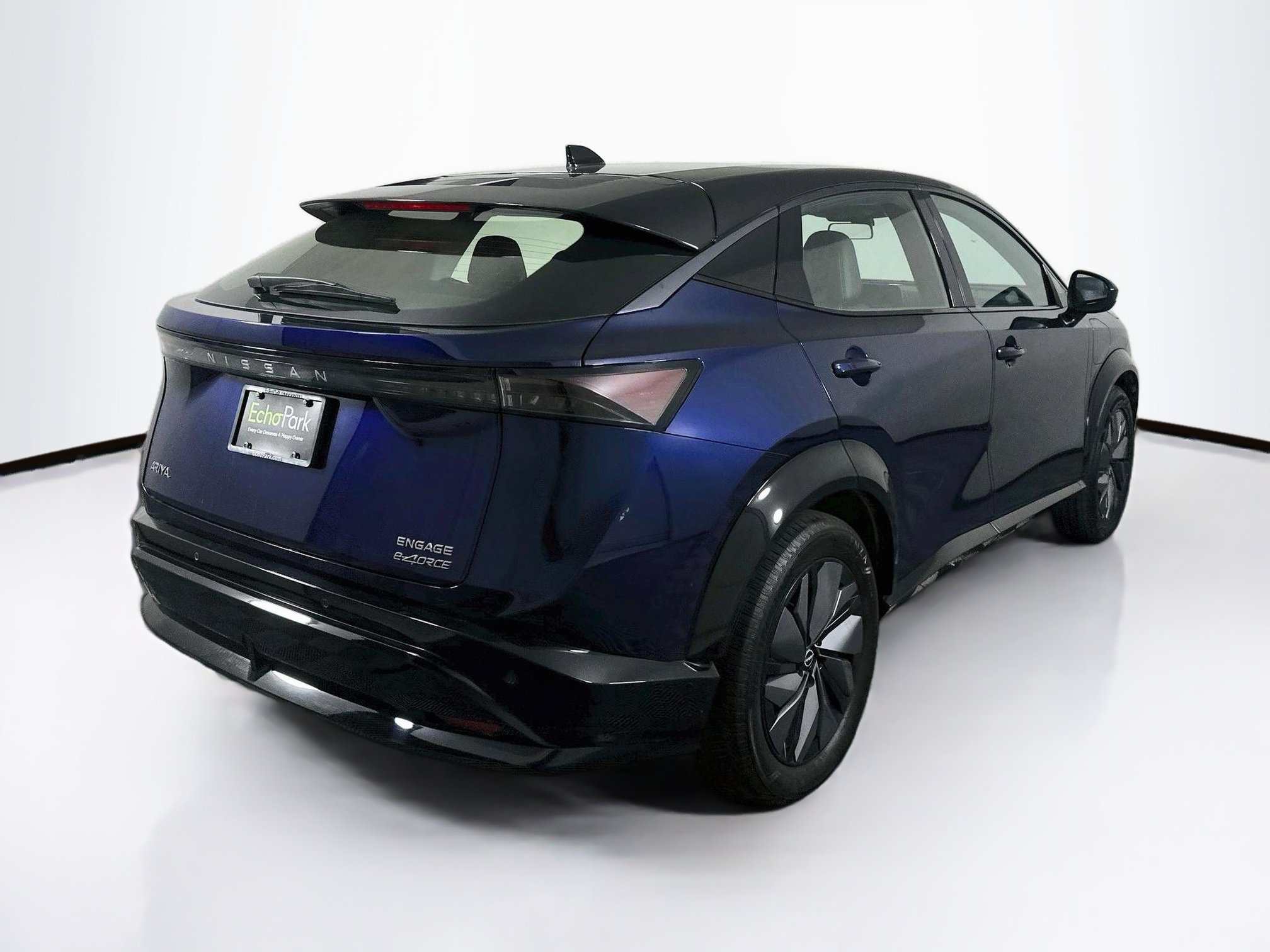 Used 2024 Nissan Ariya AWD image 9