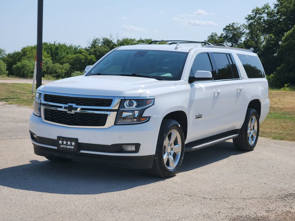 Used 2020 Chevrolet Suburban LT w/ Texas Edition Package AWD/4WD image 3