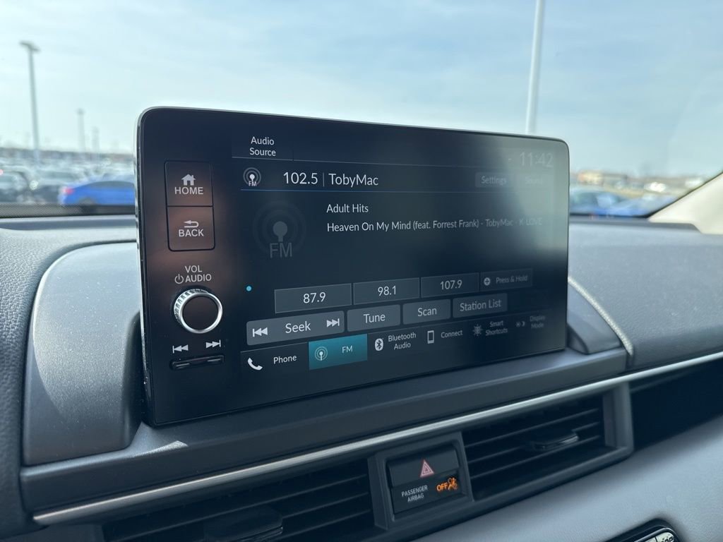 Used 2025 Honda Pilot EX-L image 19