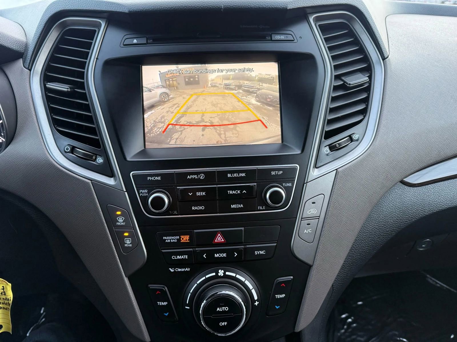 Used 2017 Hyundai Santa Fe Sport image 14