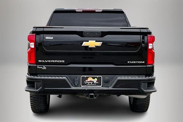 Used 2022 Chevrolet Silverado 1500 Custom w/ Safety Confidence Package image 6