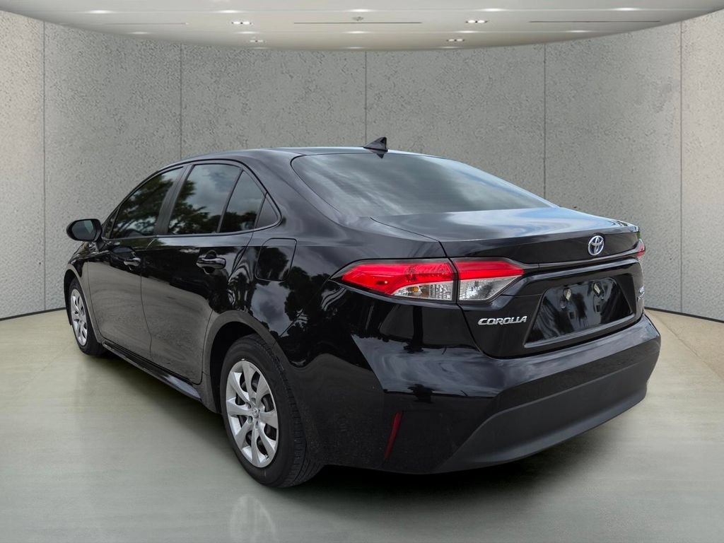 Used 2023 Toyota Corolla LE FWD image 7