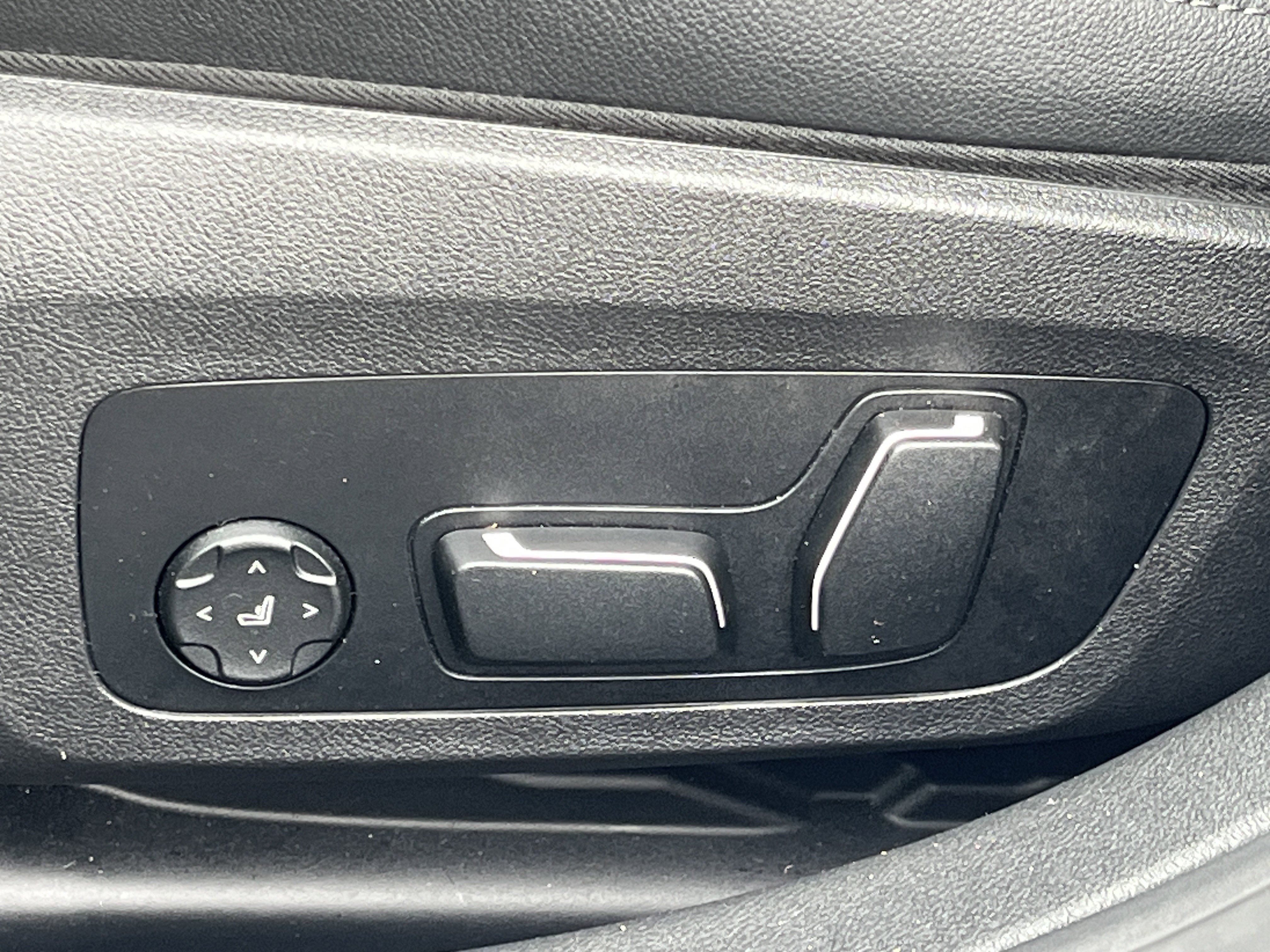 Used 2025 BMW i4 xDrive40i image 20