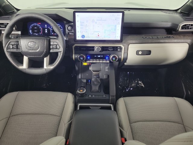 Used 2025 Toyota Tacoma Limited AWD/4WD image 16
