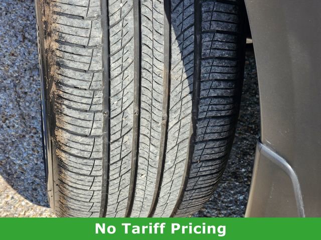 Certified 2025 Nissan Pathfinder SL w/ SL Premium Package image 9