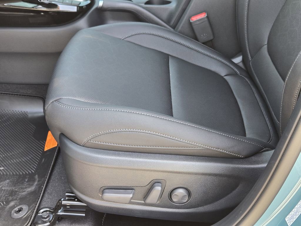 New 2026 Kia Seltos EX FWD image 17