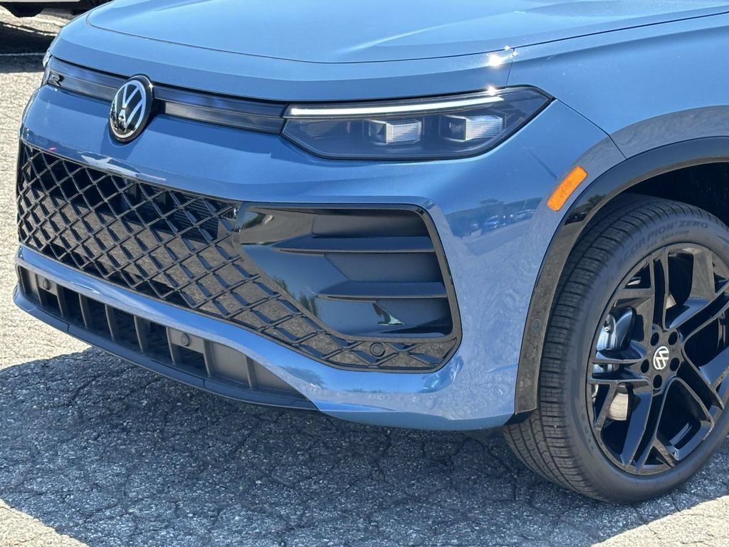 New 2026 Volkswagen Tiguan SE R-Line AWD/4WD image 7