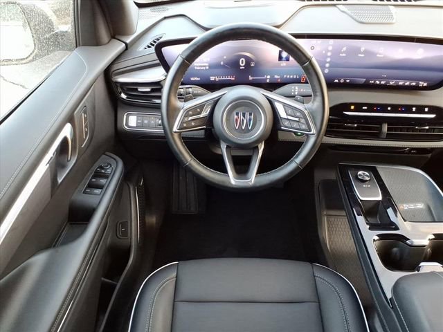 Used 2025 Buick Enclave Preferred image 16