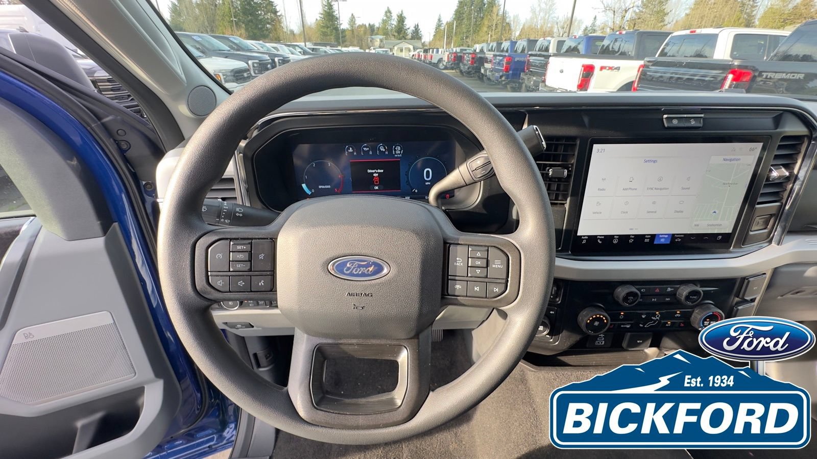 New 2026 Ford F250 XLT w/ XLT Premium Package AWD/4WD image 11