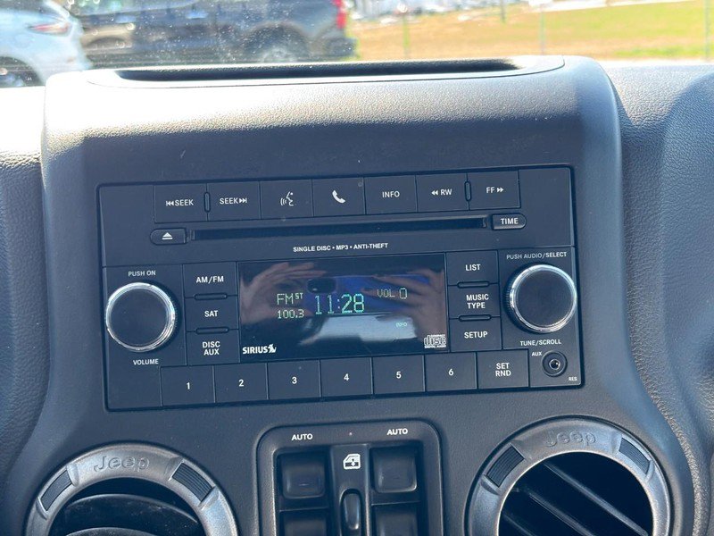 Used 2018 Jeep Wrangler Unlimited Sport AWD/4WD image 20