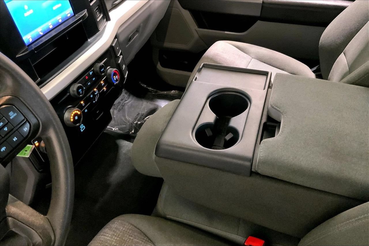 Used 2025 Ford F250 XLT AWD/4WD image 17