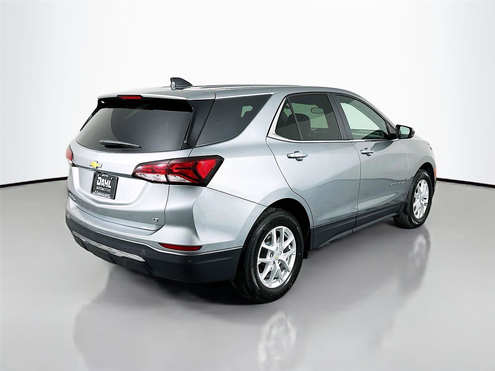 Used 2024 Chevrolet Equinox LT image 7