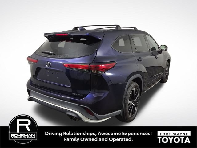 Used 2021 Toyota Highlander XSE AWD/4WD image 7