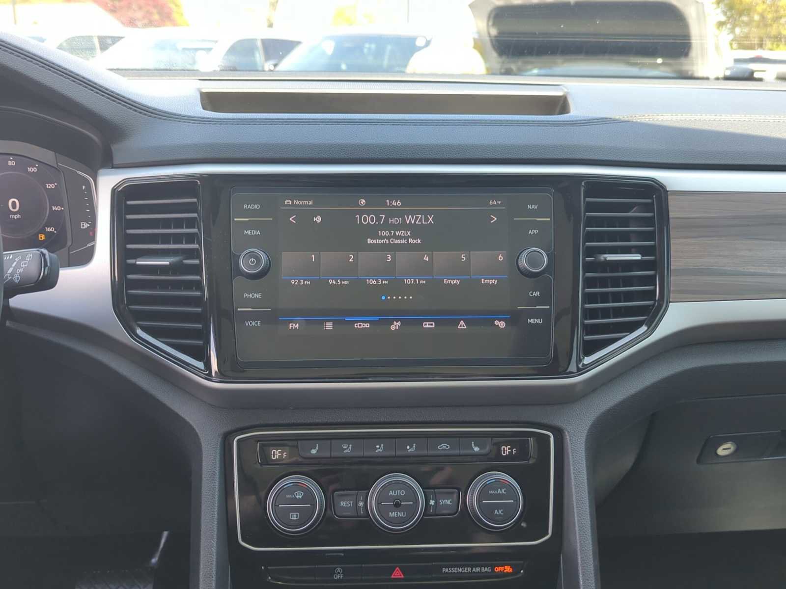 Used 2022 Volkswagen Atlas SEL AWD/4WD image 21