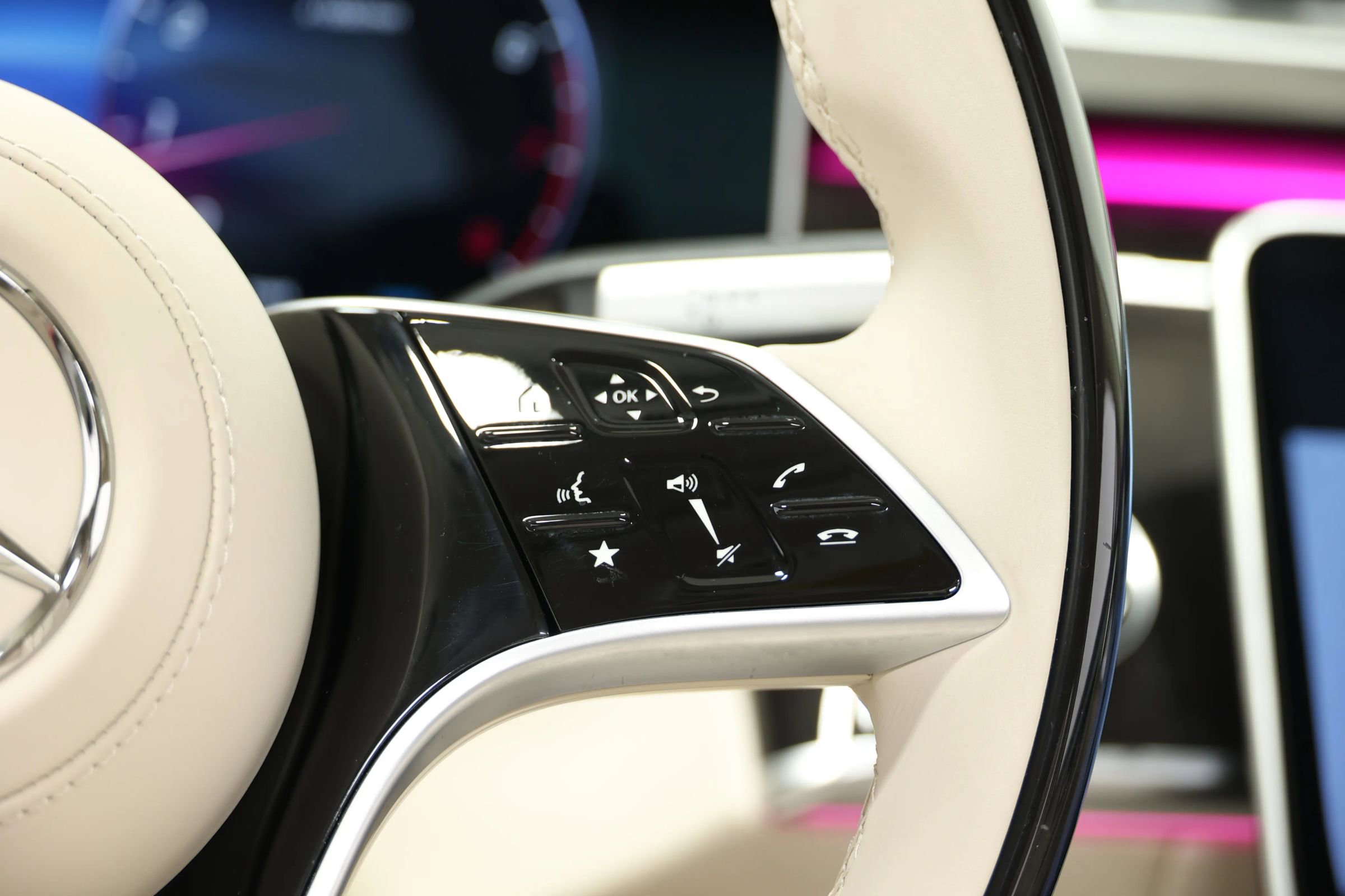 Used 2024 Mercedes-Benz Maybach S 580 4MATIC image 32