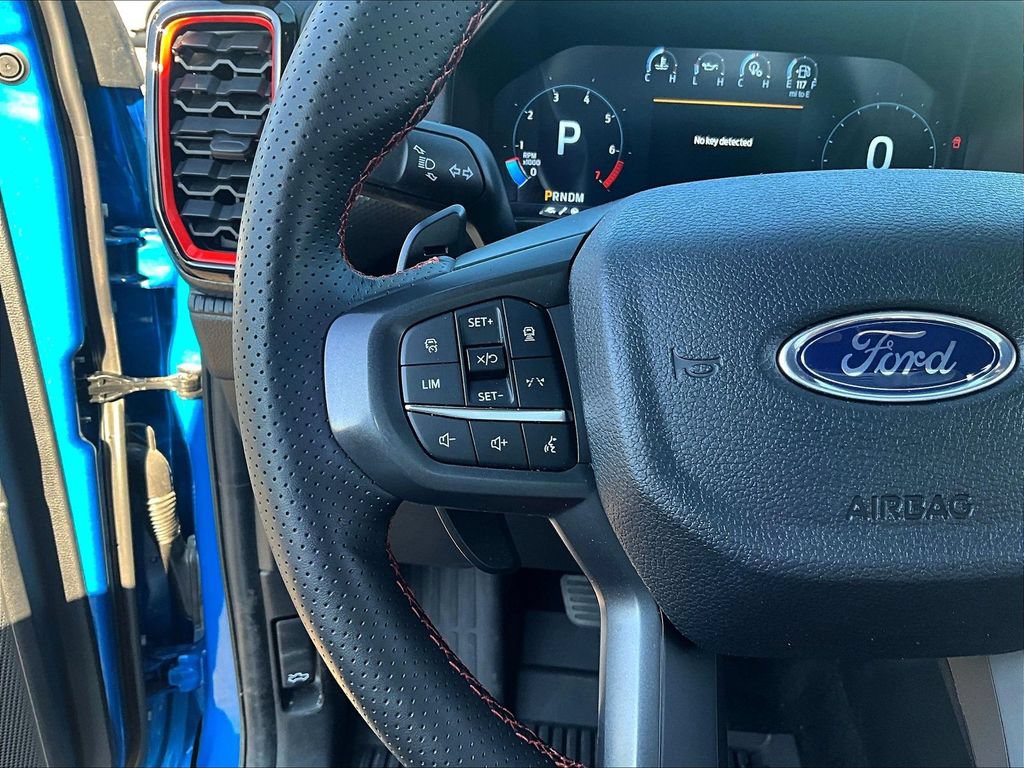 Used 2025 Ford Ranger Raptor AWD/4WD image 14