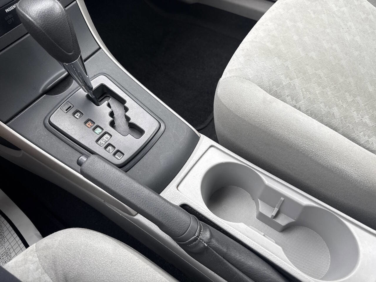 Used 2009 Toyota Corolla LE FWD image 38