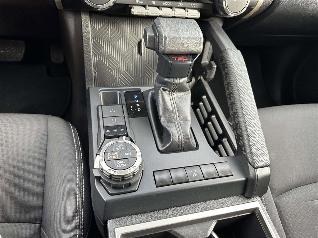 Used 2024 Toyota Tacoma TRD Off-Road image 7