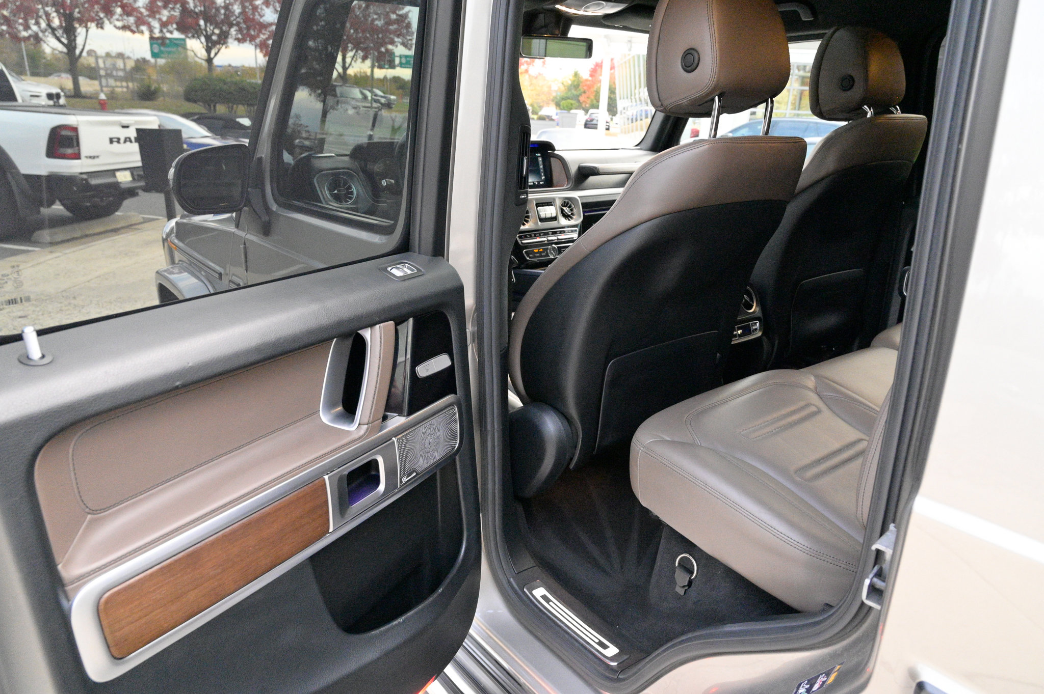 Used 2021 Mercedes-Benz G 550 image 36