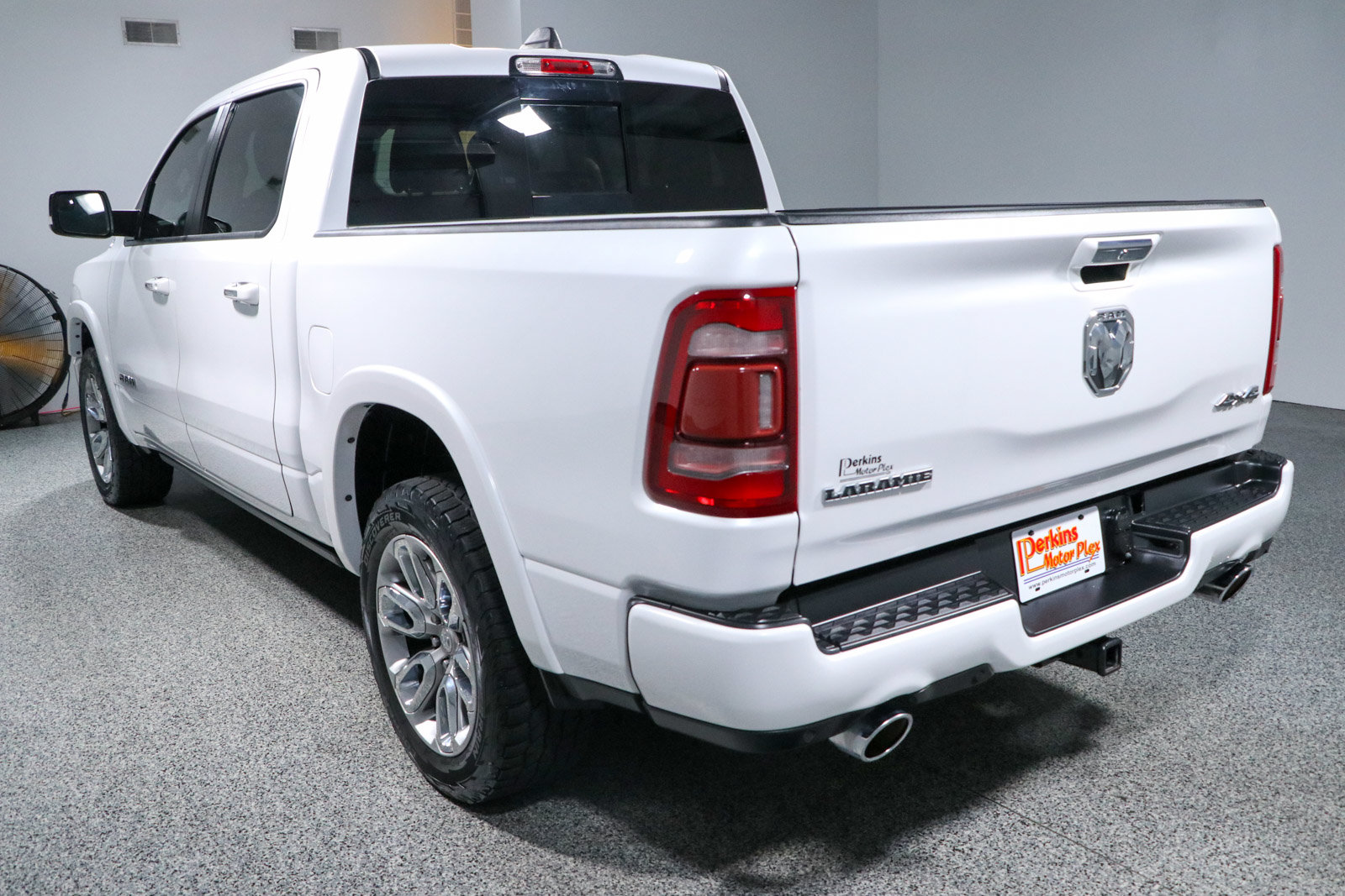 Used 2022 RAM 1500 Laramie w/ Laramie Southwest Edition AWD/4WD image 9