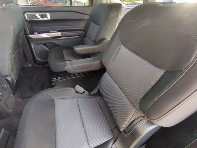 Used 2023 Ford Explorer XLT RWD image 29