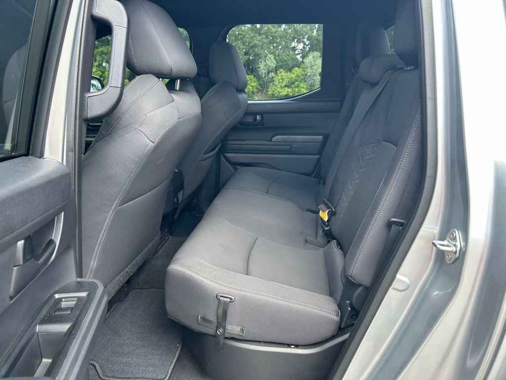 Used 2024 Toyota Tacoma SR5 w/ SR5 Upgrade Package RWD image 14