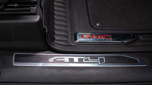 Used 2025 GMC Sierra 1500 AT4 image 35