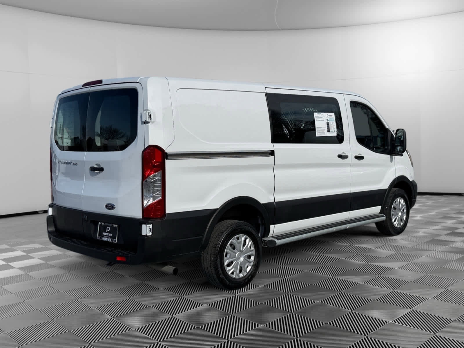 Used 2024 Ford Transit 250 Low Roof w/ Exterior Upgrade Package image 5