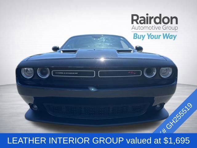 Used 2016 Dodge Challenger R/T Scat Pack w/ Leather Interior Group RWD image 2
