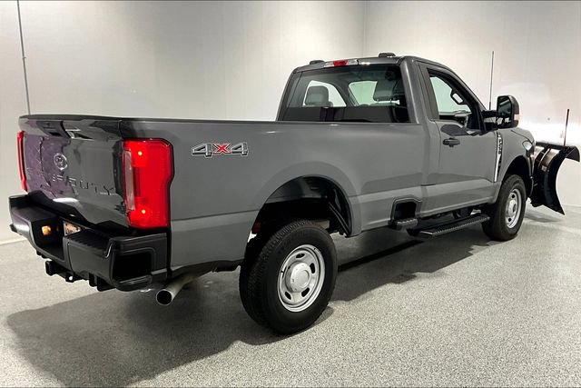 Used 2023 Ford F250 XL w/ Snow Plow Prep Package AWD/4WD image 5