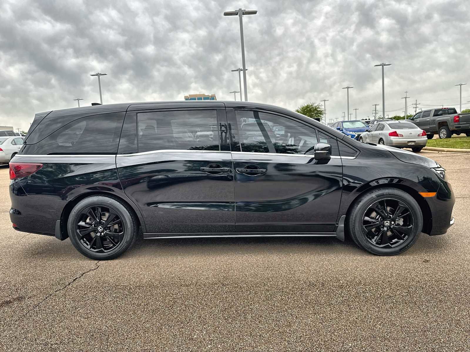 Used 2023 Honda Odyssey Sport image 10