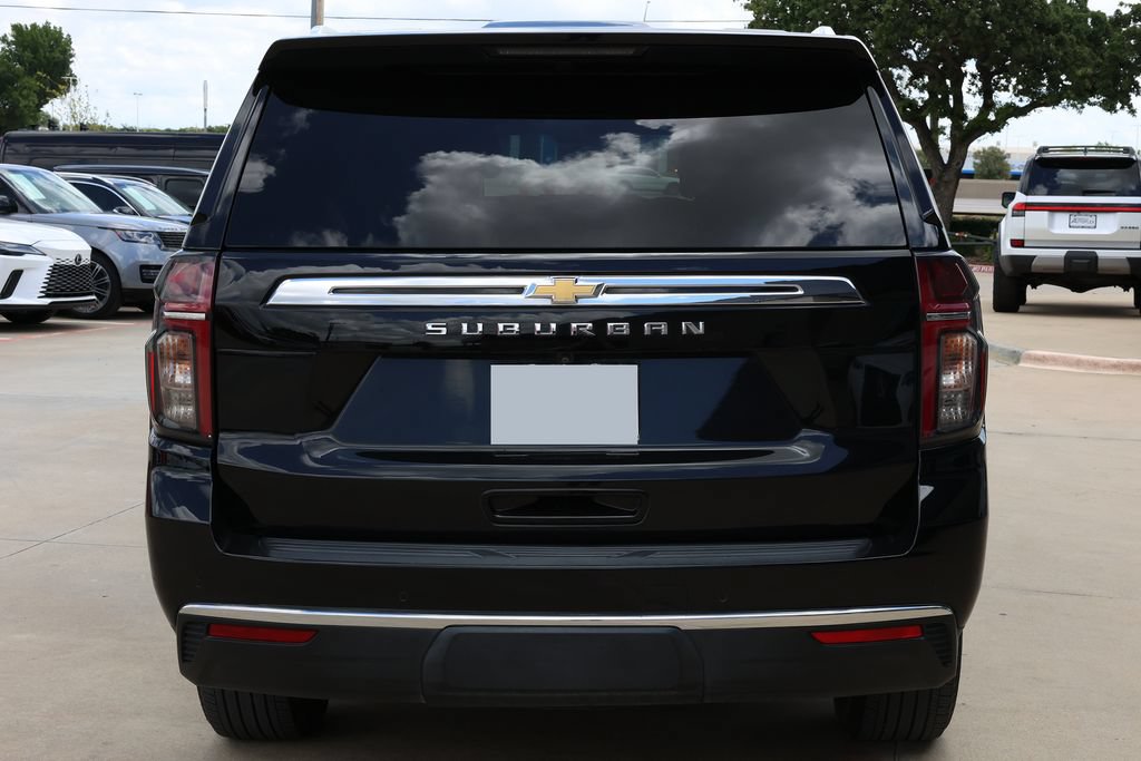 Used 2023 Chevrolet Suburban LT RWD image 6