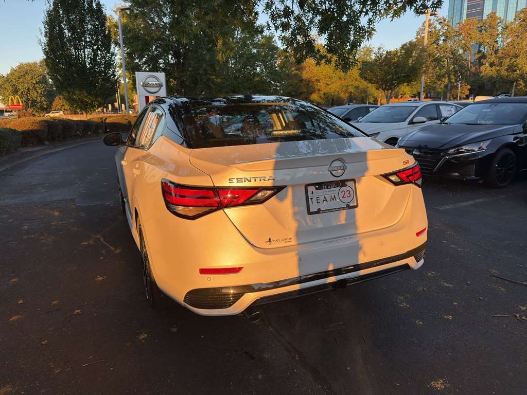 New 2025 Nissan Sentra SR image 5