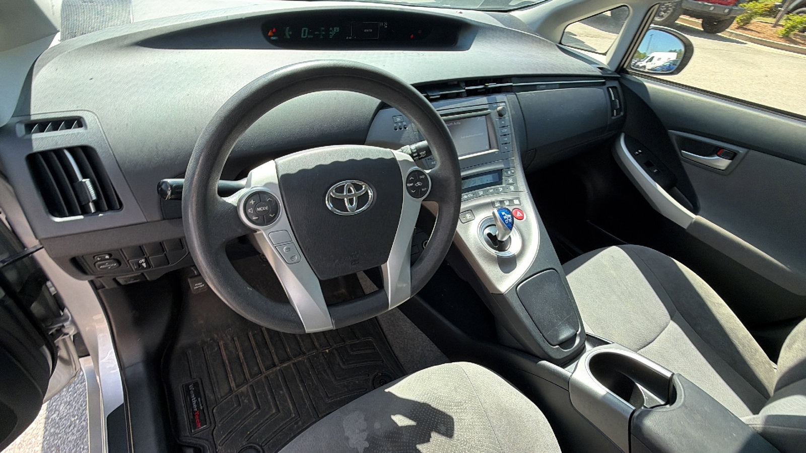 Used 2014 Toyota Prius Two FWD image 24