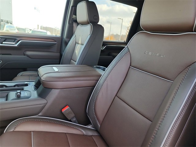 New 2026 GMC Sierra 2500 Denali w/ Denali Reserve Package image 18