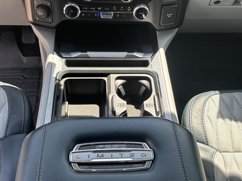 Used 2024 Ford F250 Limited AWD/4WD image 33